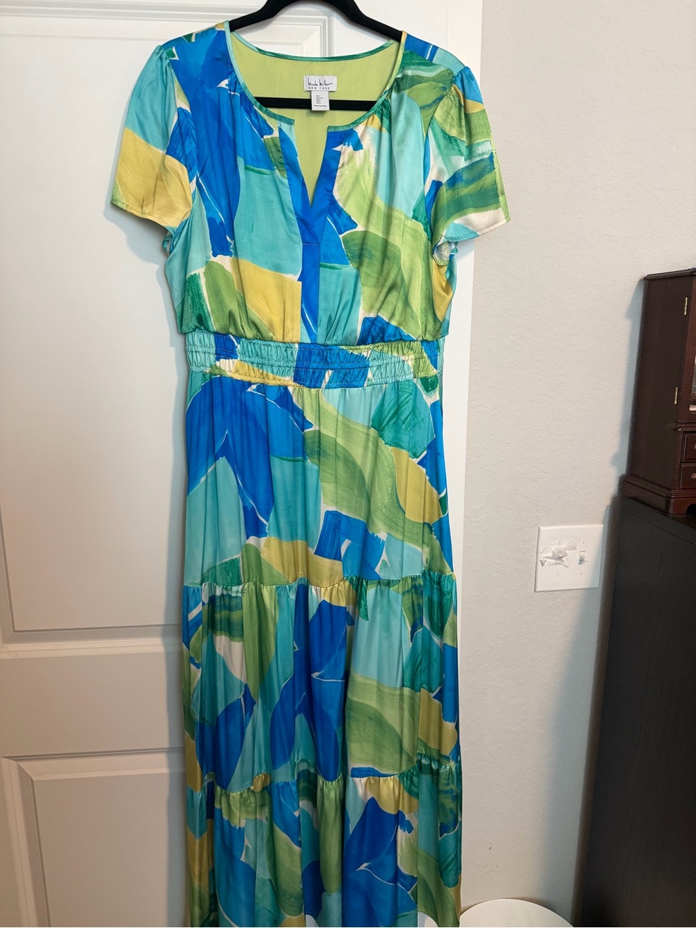 Nicole Miller Blue, Green & Yellow Abstract Maxi Dress